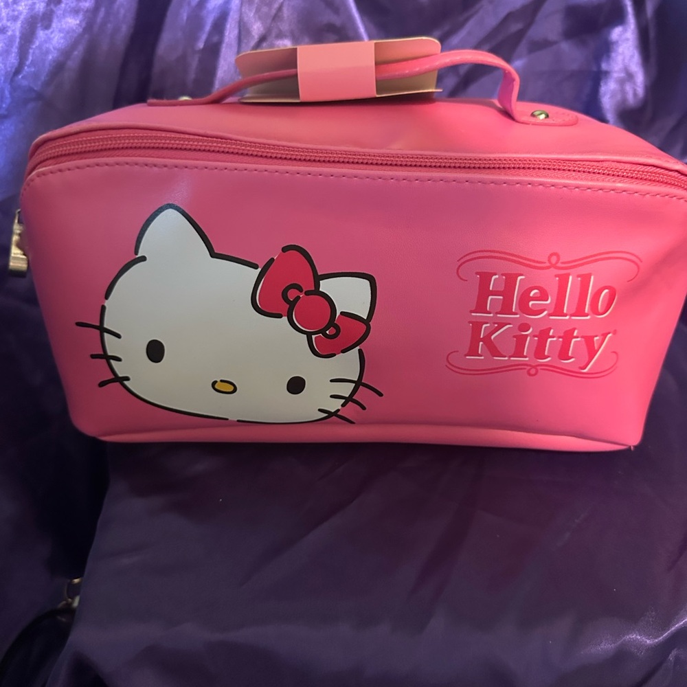 Hello Kitty Pink Travel Organizer